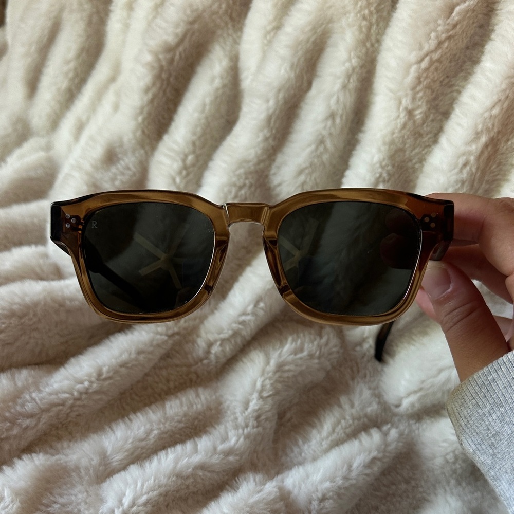 RAEN Rece Sunglasses in CLOVE!